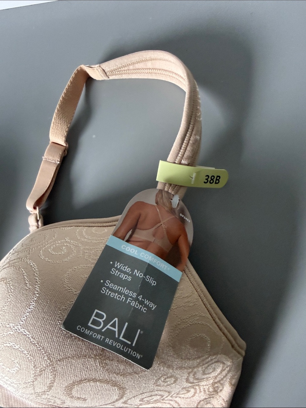 Bali Comfort Revolution Wireless Bra 38B 
Brand new! - Picture 6 of 8